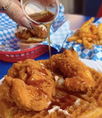 Hotboys Chicken & Waffles